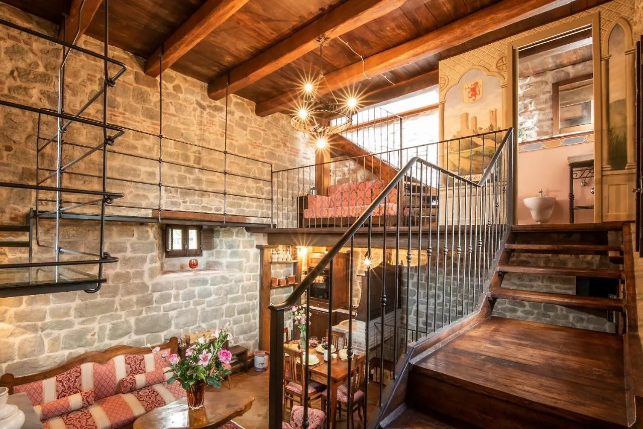 Medieval Tower Lungarno Your Wedding In Tuscany 프라토베키오 이탈리아